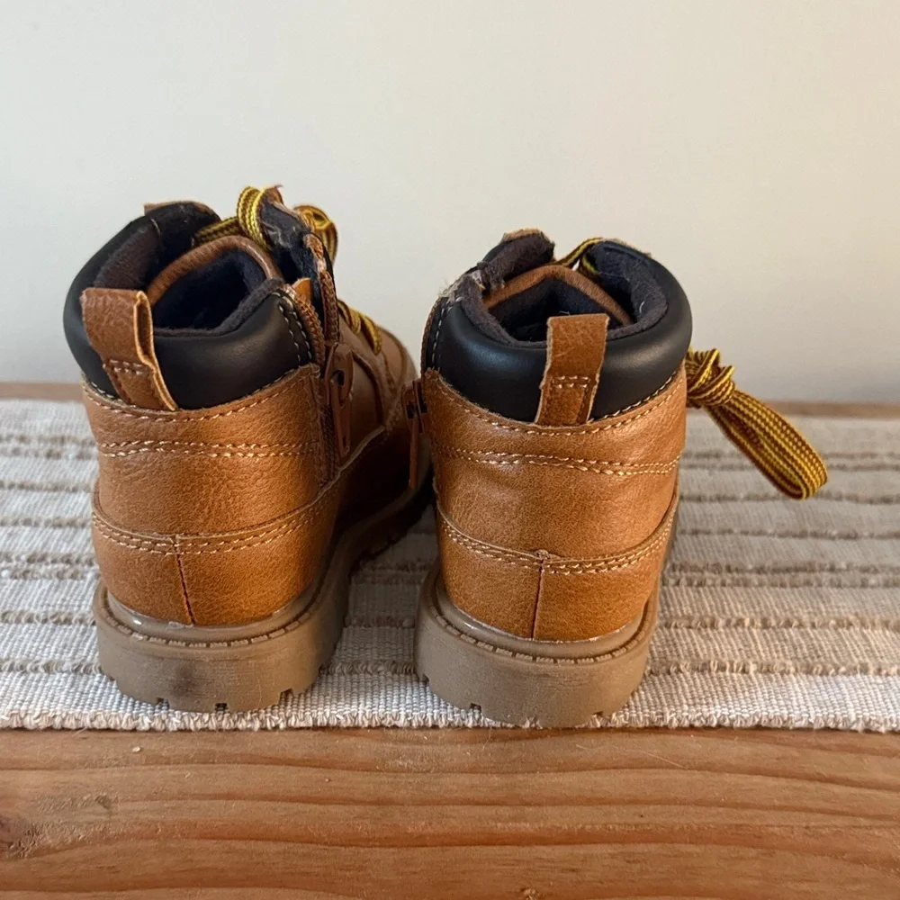 Carters Brown toddler baby work Boots with Yellow Laces ankle boot size 6M NWOT